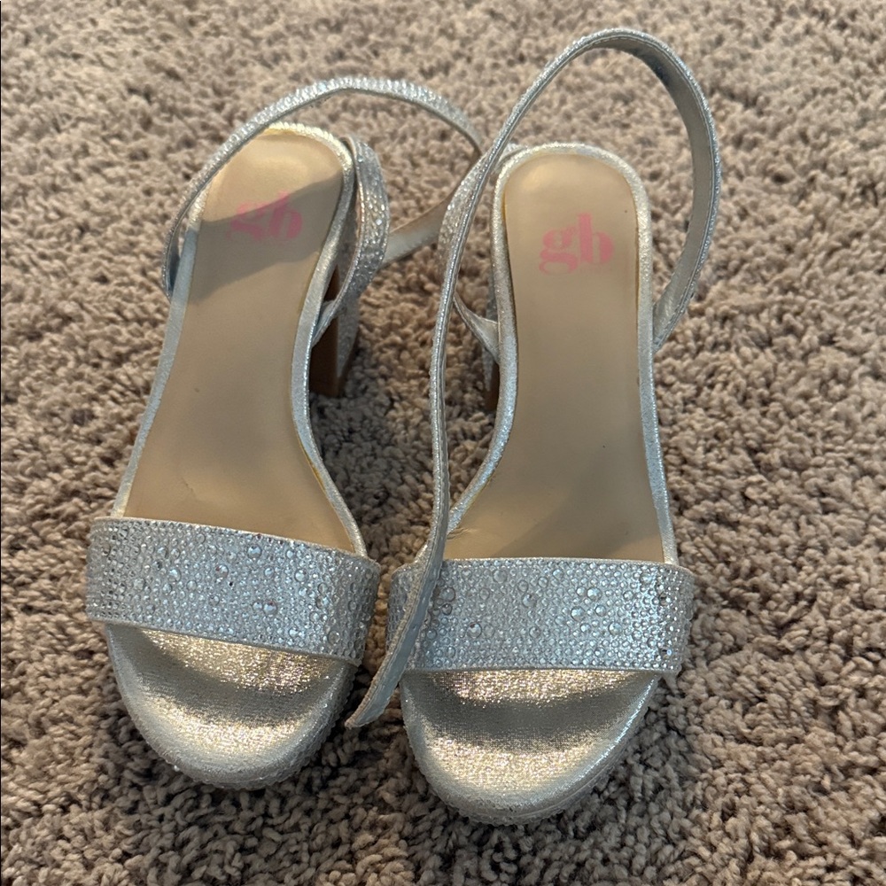 GB Girls Silver Glitter Dress Shoes